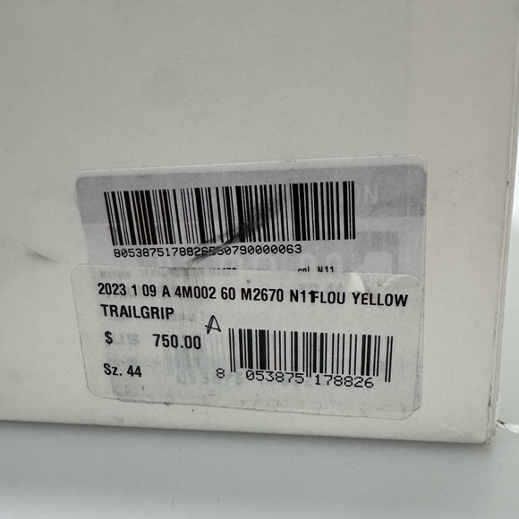 Moncler Trailgrip Vibram Tread Low-Top Sneakers Fluo Yellow Men’s EU 44/US 11 - Picture 9 of 9